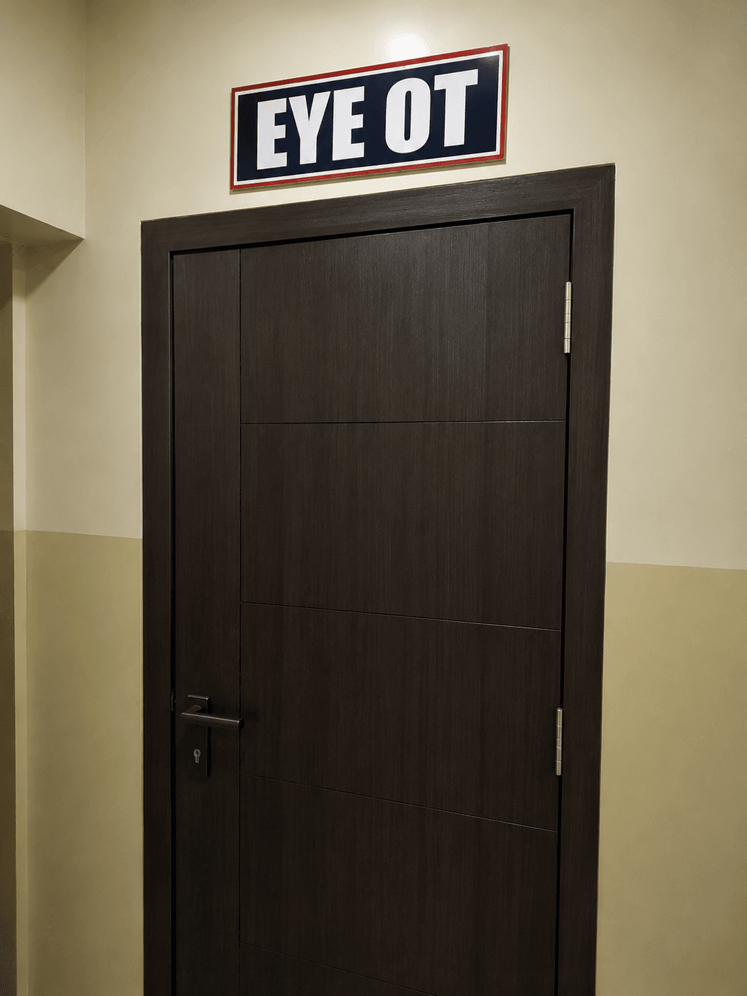 Eye operation theatre at Dubey Nursing Home